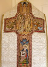 White Antique Roman High Mass Set of Vestments 8760